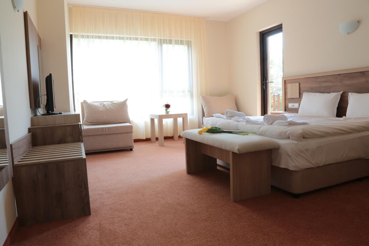 Sveti Nikola Family Hotel *